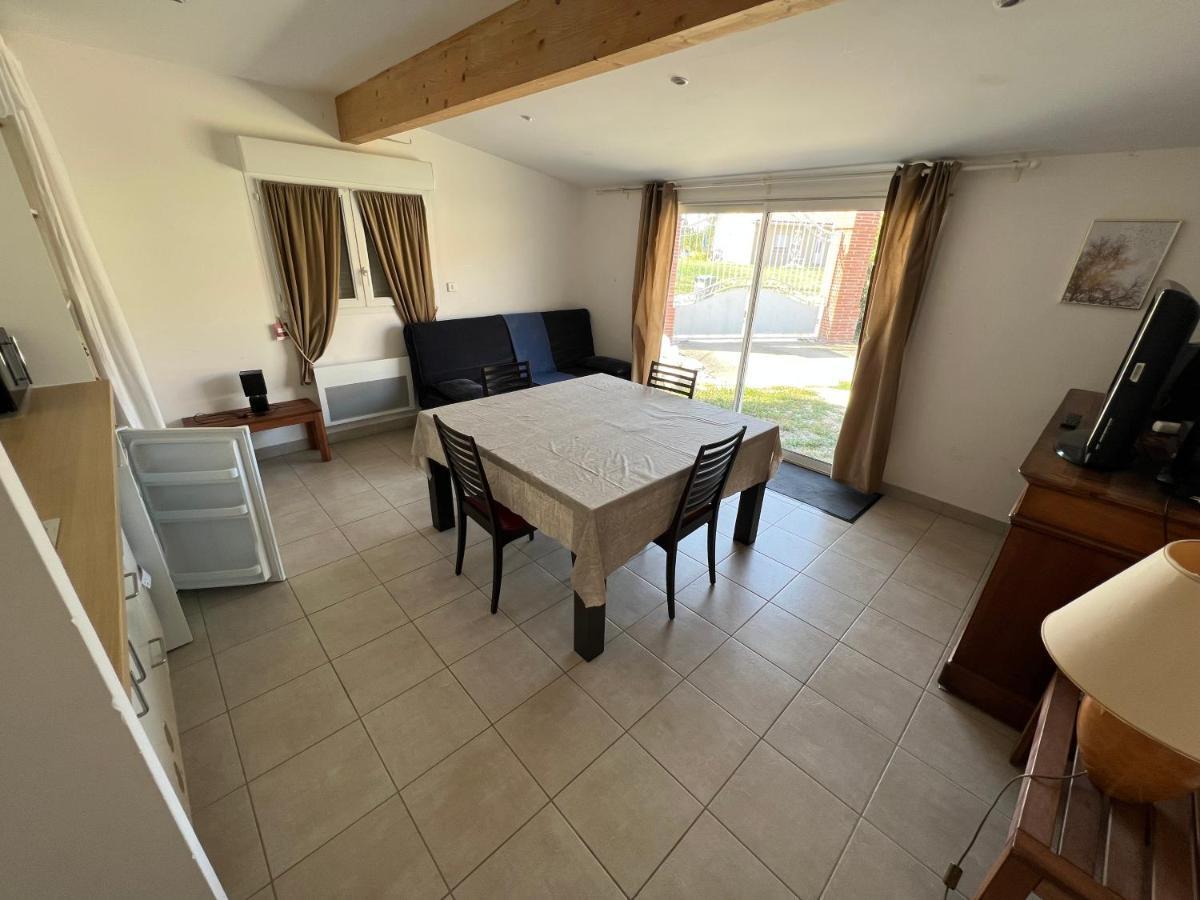 Chambre D'Hote Les Murailles Auterive  Exterior foto
